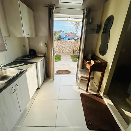 Pedro Navarino 5-7 Апартаменты