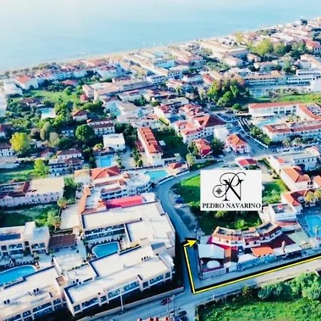 Pedro Navarino 5-7 *