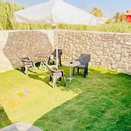 Pedro Navarino 5-7 Апартаменты