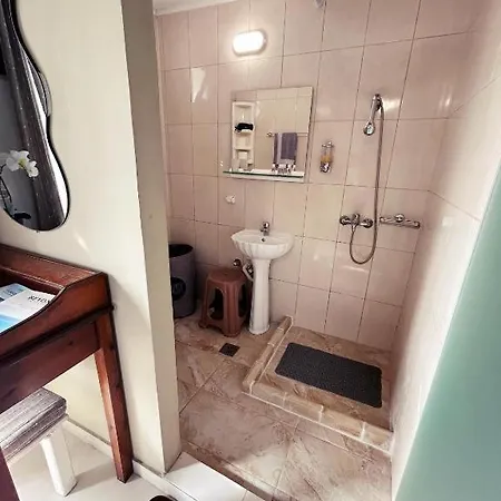 Pedro Navarino 5-7 Апартаменты