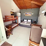 Pedro Navarino 5-7